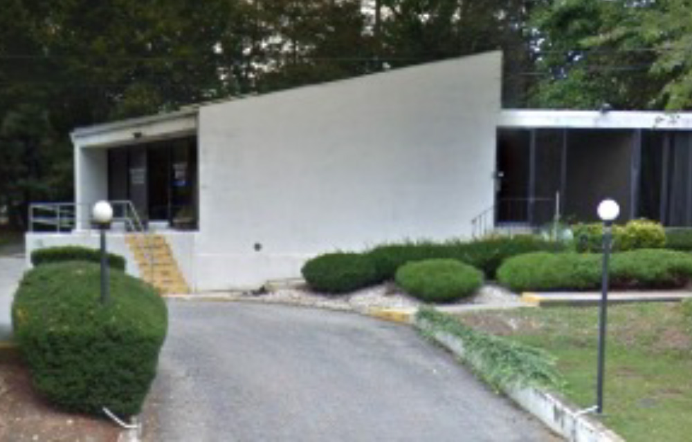 NAI Long Island brokers sale of 2,500 s/f office for $680,000